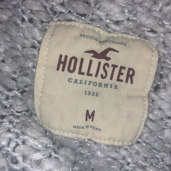 Turtleneck Hollister Silver Sweater - Picture 3 of 3